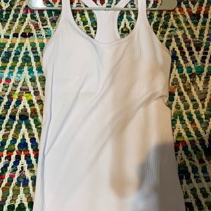 Lululemon tank top looks white in pick but is actually light purple LIKE NEW